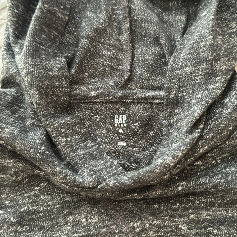 GapKids Softspun Marled Hooded Long Sleeved Pullover - Size XL